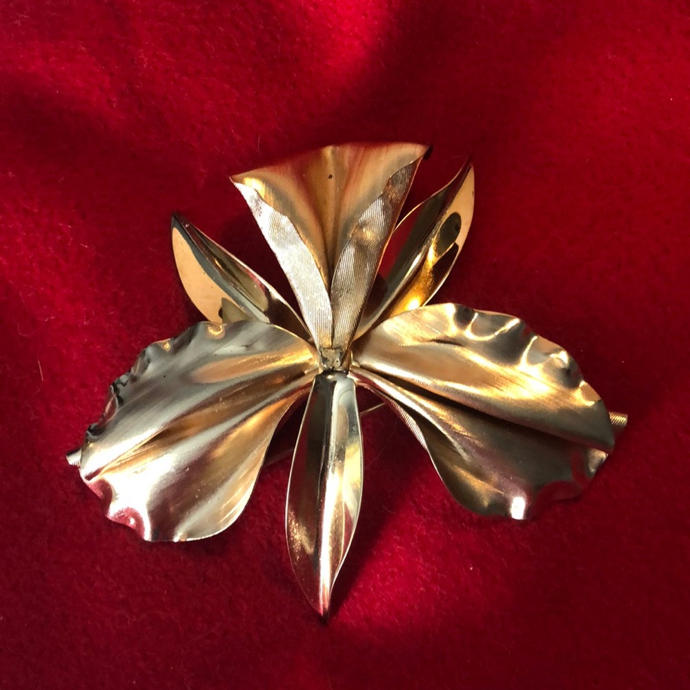 Huge textured unmarked orchid brooch